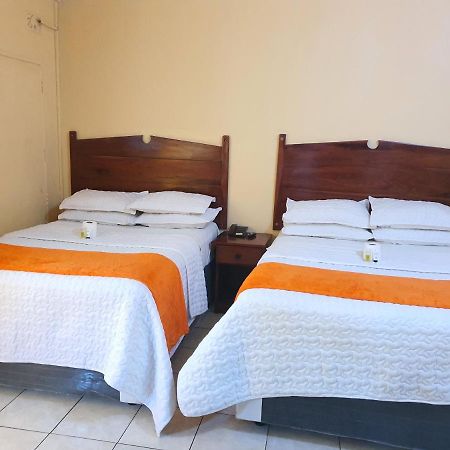 The Palace Guest House Harare Eksteriør bilde