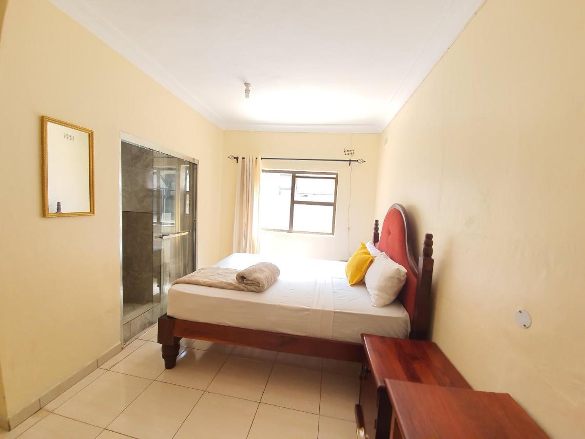 The Palace Guest House Harare Eksteriør bilde