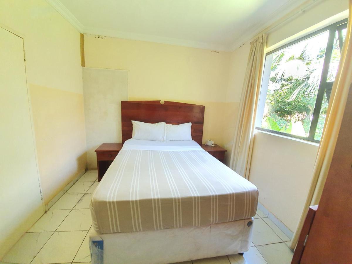 The Palace Guest House Harare Eksteriør bilde