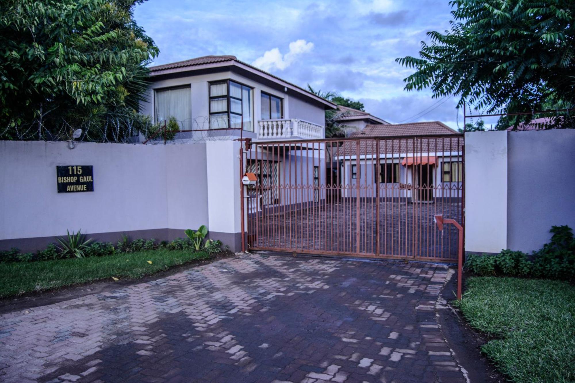 The Palace Guest House Harare Eksteriør bilde