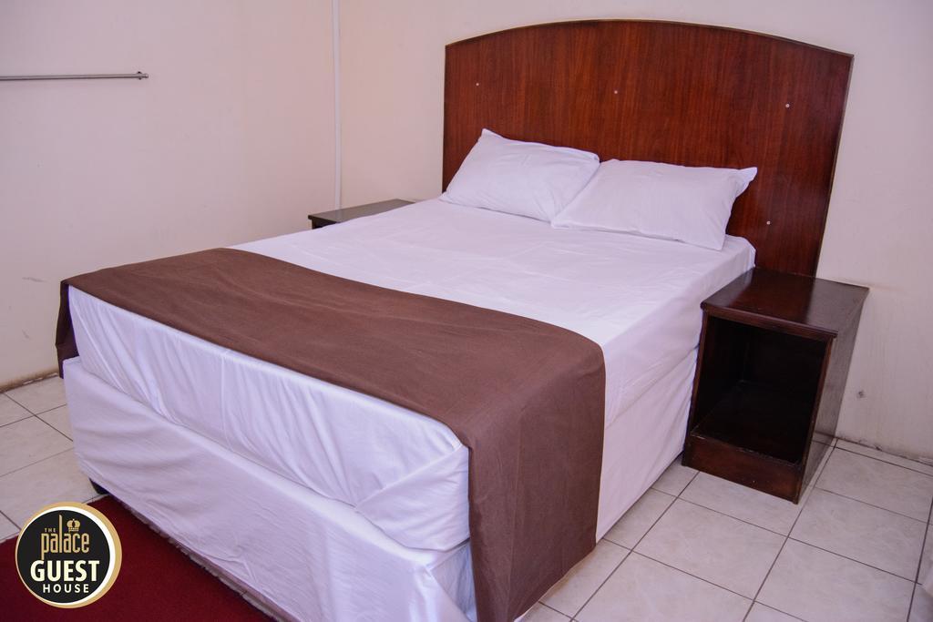 The Palace Guest House Harare Eksteriør bilde
